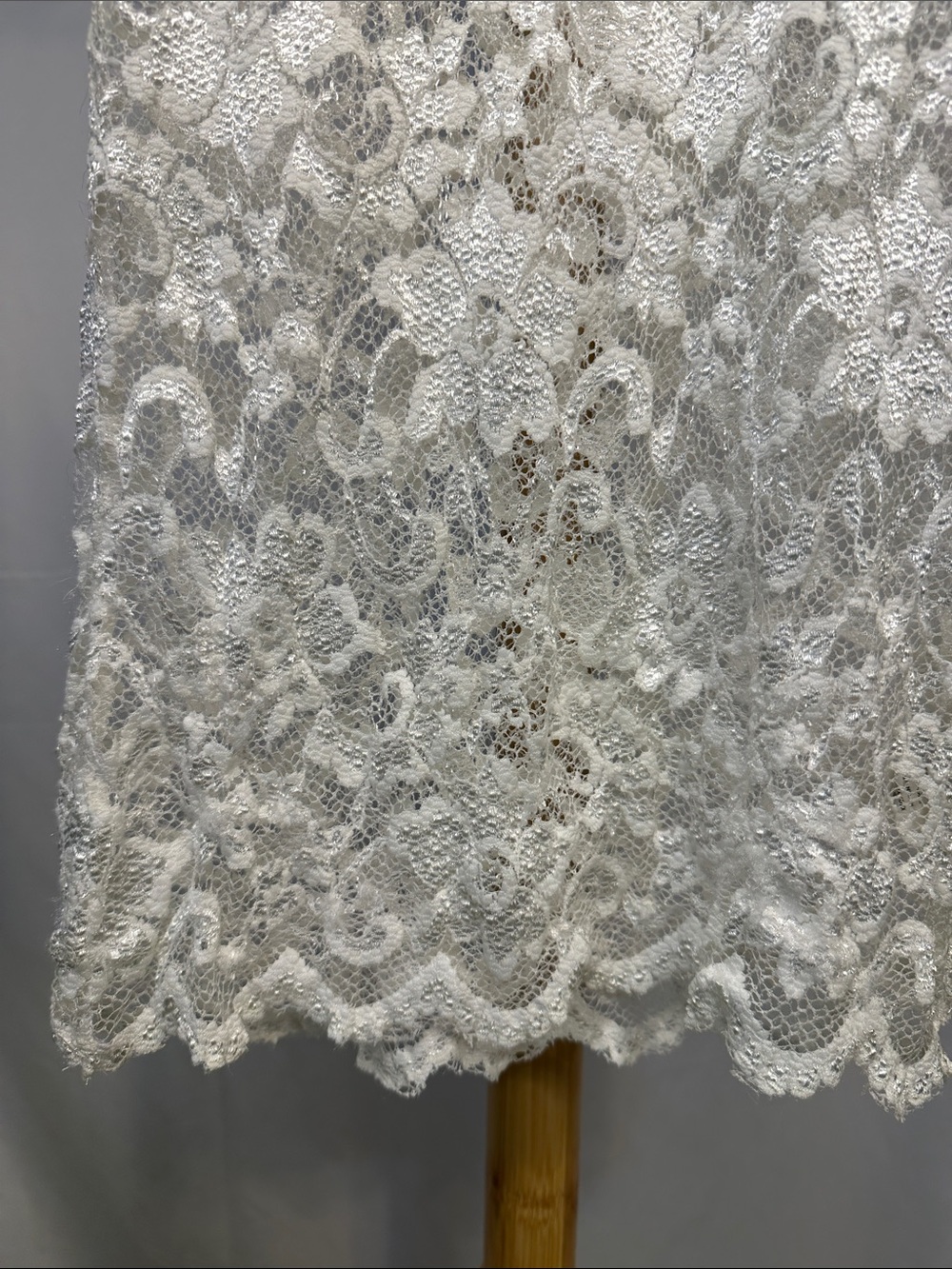 BKE Lace Racerback Tank Top - Picture 3 of 8